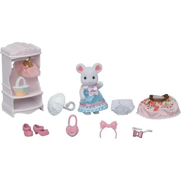 Calico Critters Fashion Playset Sugar Sweet Collection, Dollhouse Playset with Marshmallow Mouse Figure and Fashion Accessories