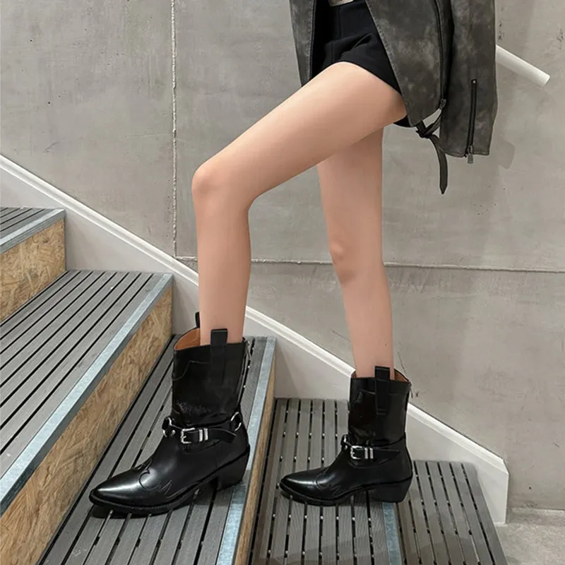 Cool Style Leather Chunky Heel Chelsea Boots For Women Point Toe Short Boots In Black