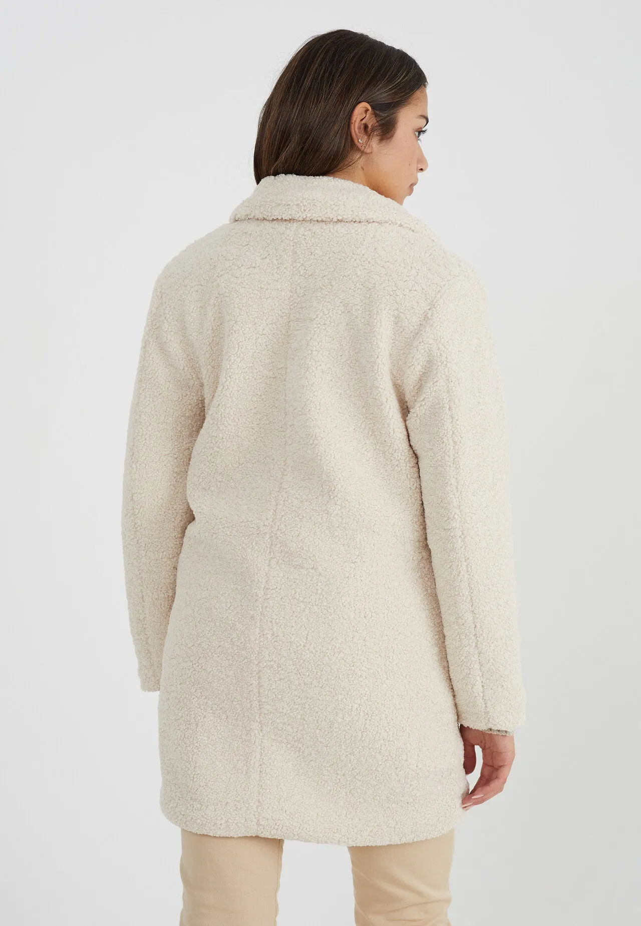 CREAM STEAM CURLED FAUX FUR LONGLINE JACKET