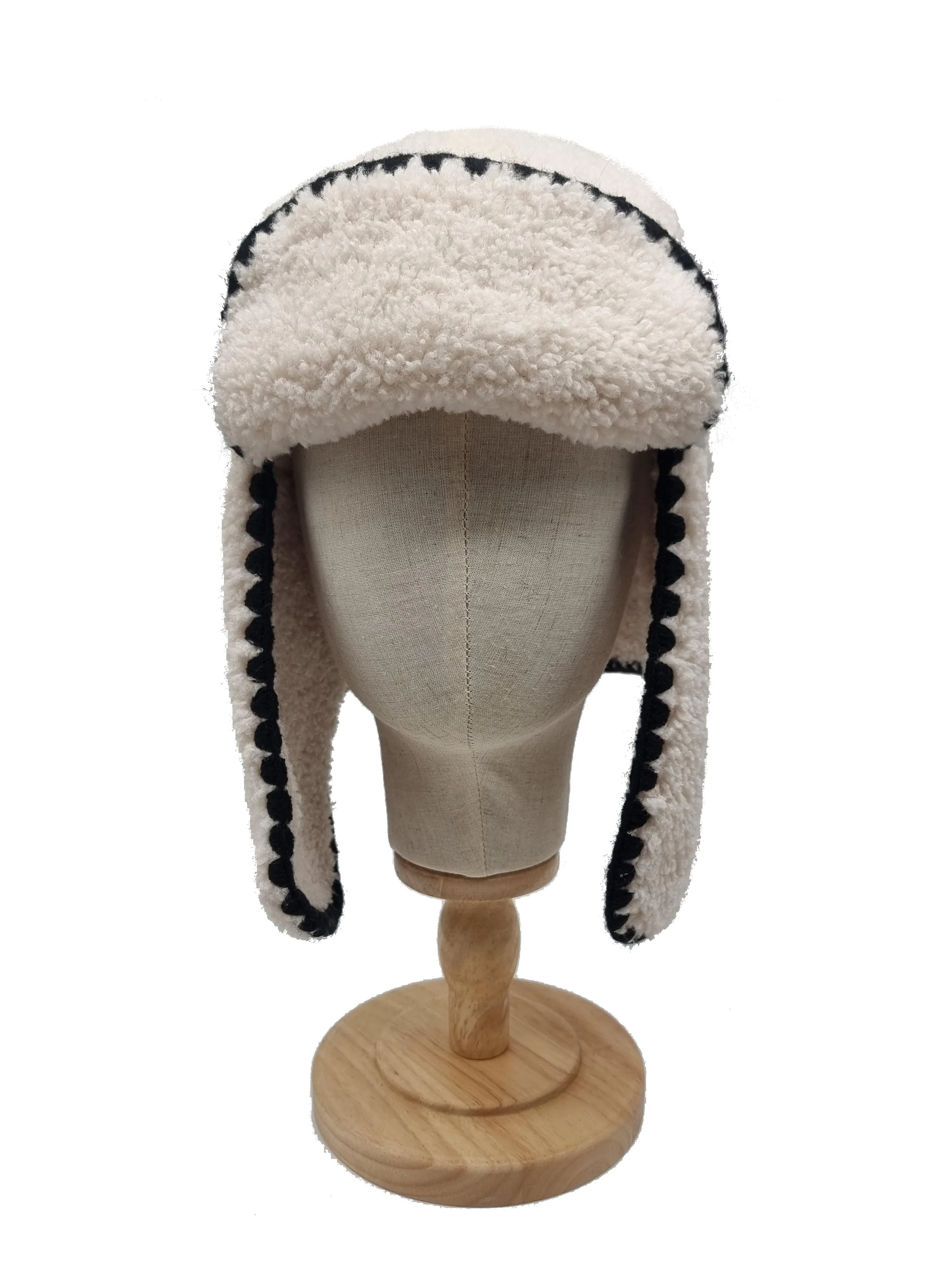 DANIKA TRAPPER HAT IN CREAM