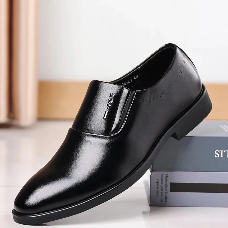 High Quality Leather Men Casual Shoes Comfortable Men Loafers Light Formal Men Dress Shoes Breathable Slip on Men Driving Shoes